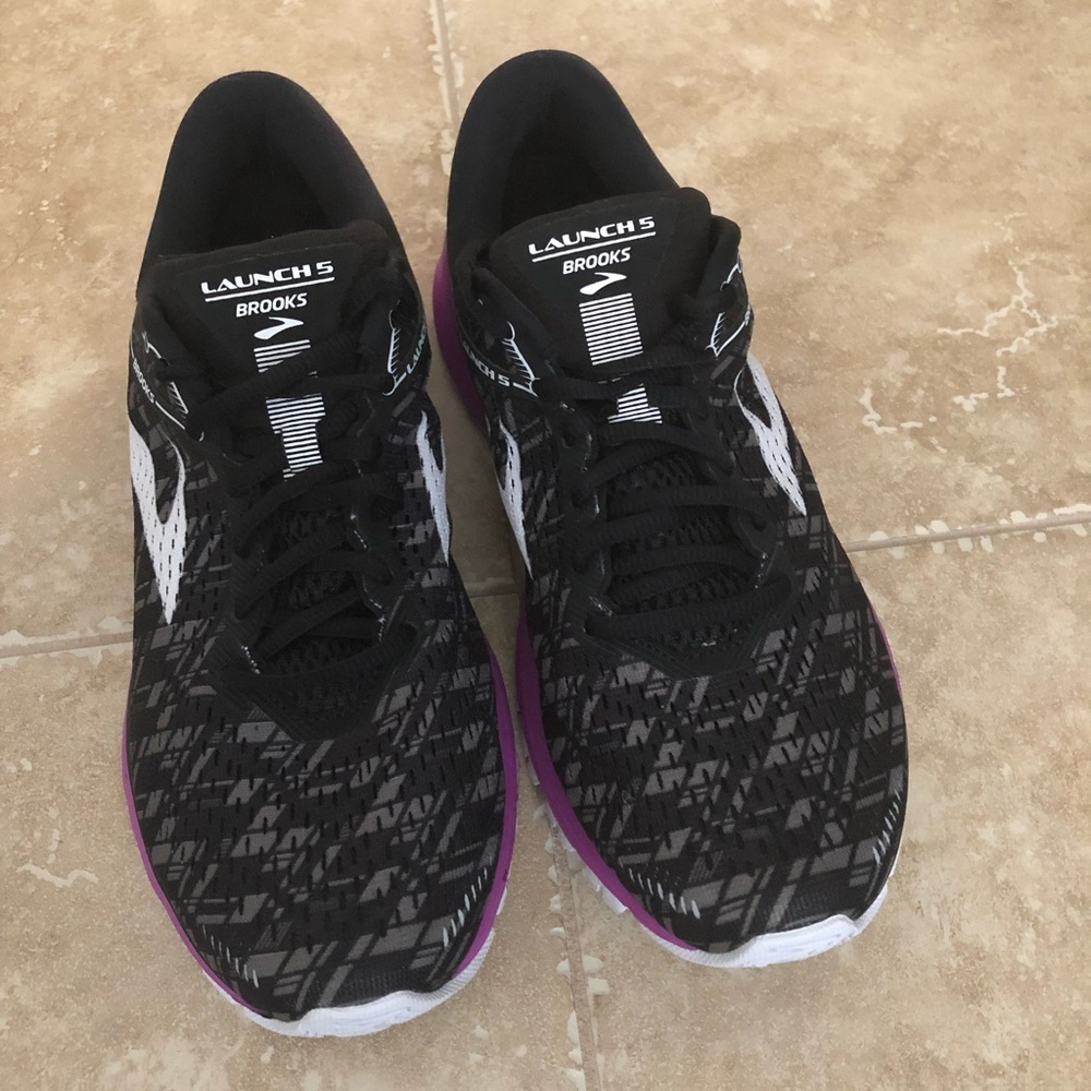 Women’s Brooks Launch 5 Running Shoes Sz US 9